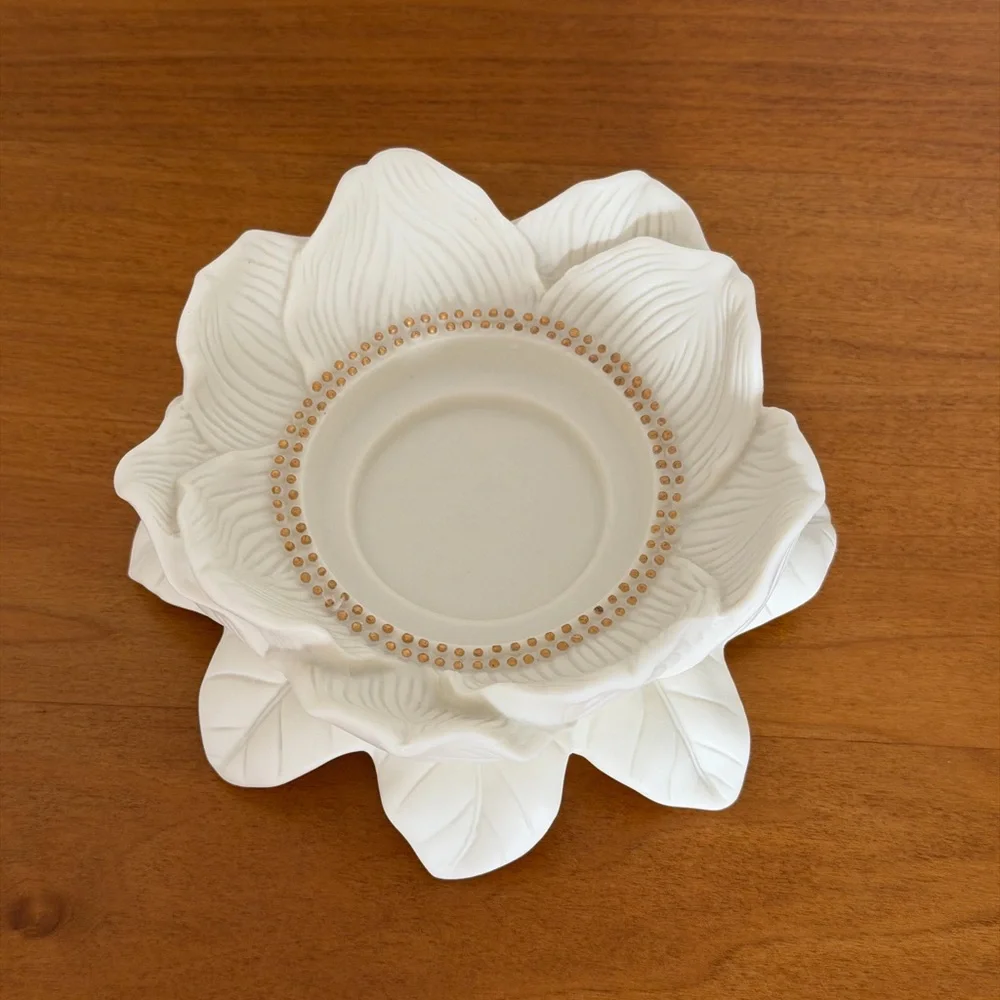 🕯️ PartyLite Vintage Magnolia Lotus Blossom Ivory Floral Candle Holder
